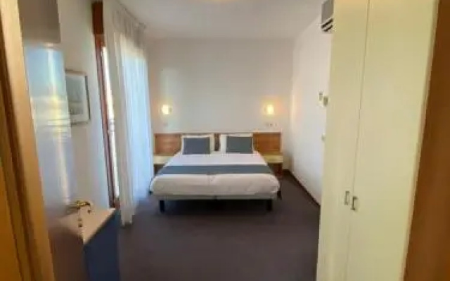 Petit Hotel