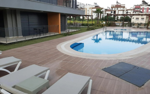 Mene Suites