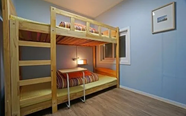 Mr Egg Hostel Original