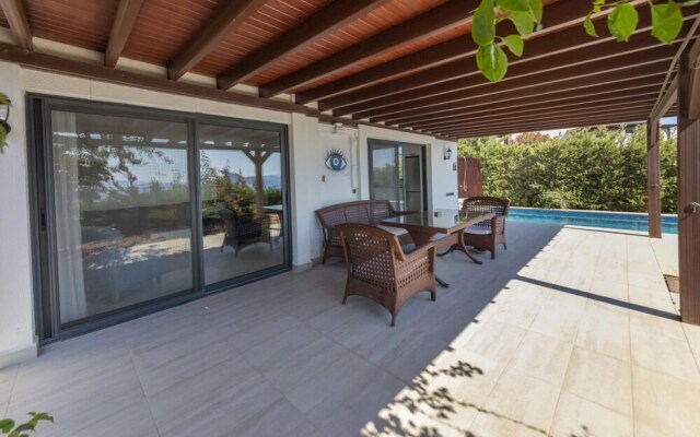 Great Villa With Private Pool in Bodrum Near Beach