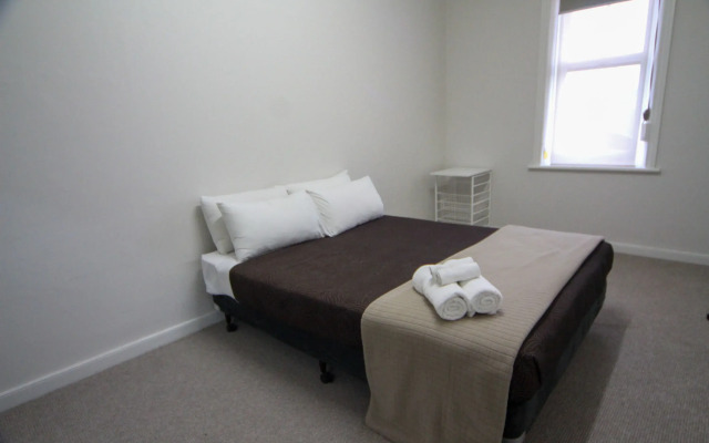 Seafield Tower Glenelg Apartment no 6