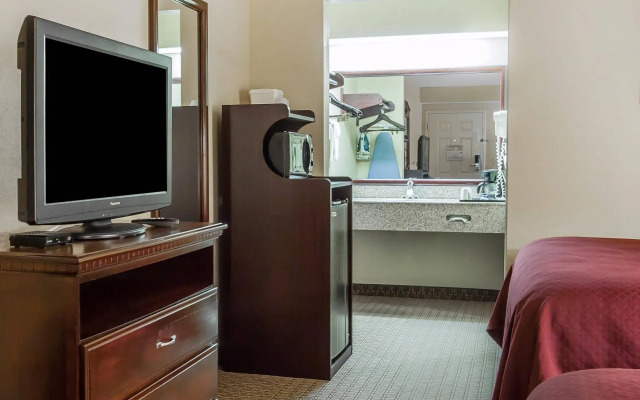 Quality Inn White House