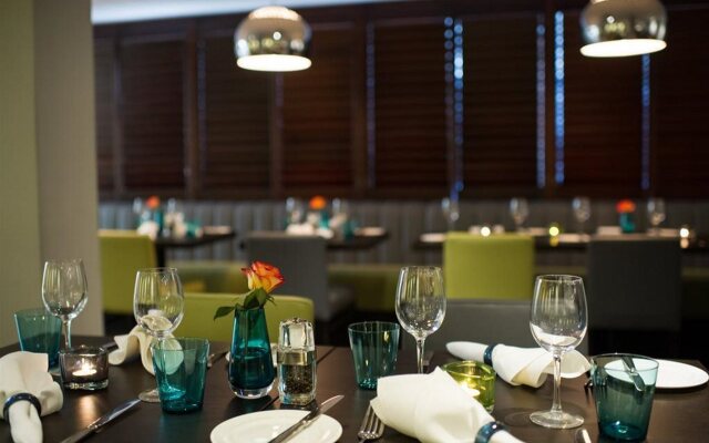 Dolphin House Serviced Apartments