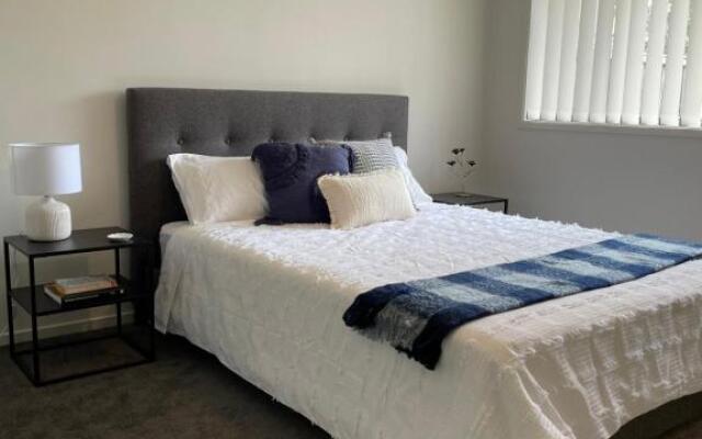 Stones Throw Hunter Valley 3mins to Cellar Doors