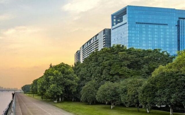 The Azure Qiantang, a Luxury Collection Hotel, Hangzhou