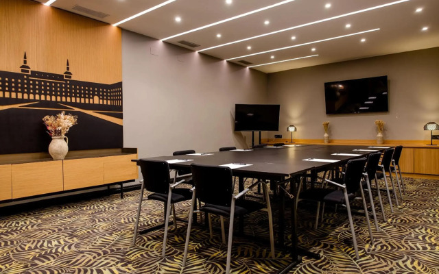 Motel One Madrid-Plaza de España