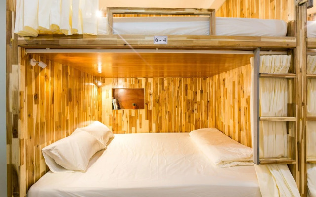 Spot on 676 Jimmy House - Hostel