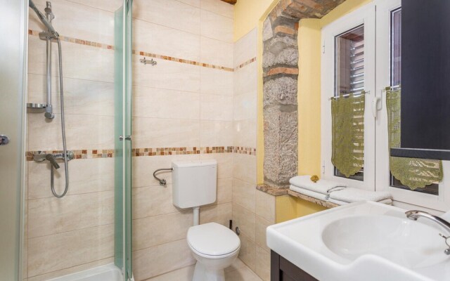 Nice Apartment in Punat With Wifi