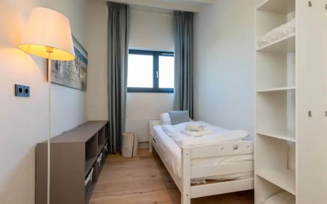 Attractive Holiday Home, Sunny Garden, Near the Beach