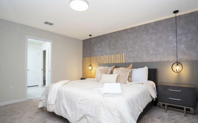 7316 Luxury Home Near Disney