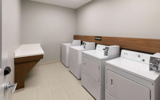 La Quinta Inn & Suites by Wyndham Rockport - Fulton