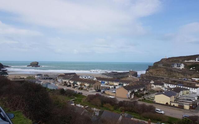 Rural retreat, central location, close to beaches