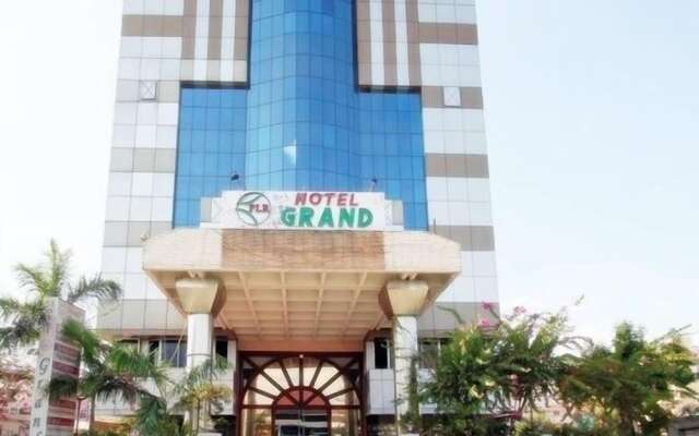 Hotel PLR Grand