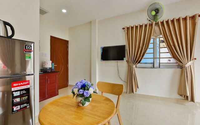 Goldstay 218