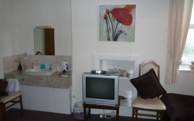 Vallum House Hotel
