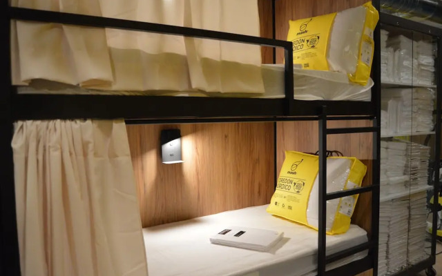 Debod Hostel