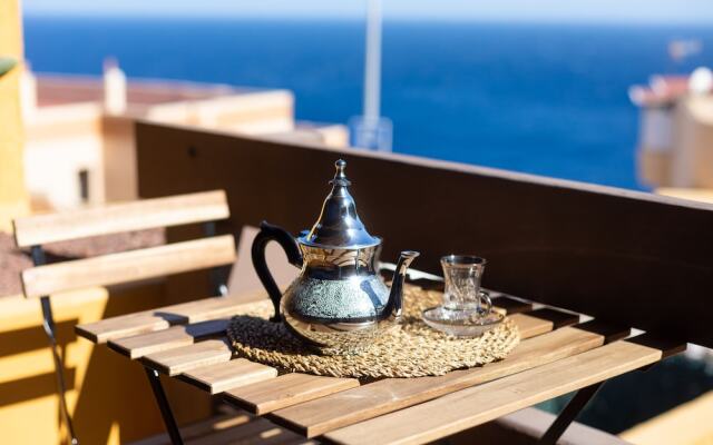 HomeLike Stunning Ocean Views Radazul