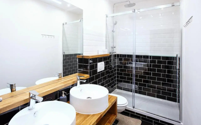 5BR 2BATH family APT 5mins to Wenceslas square