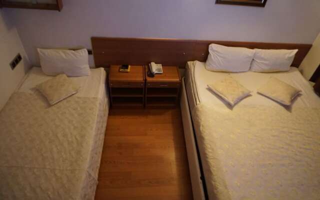 Nora Otel