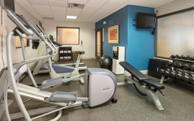 Holiday Inn Express & Suites Jacksonville Airport by IHG