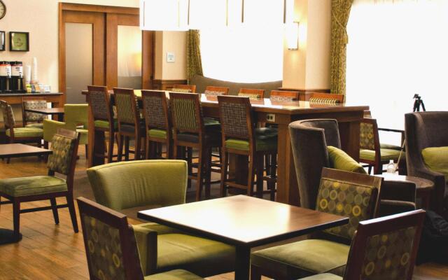 Hampton Inn and Suites College Station