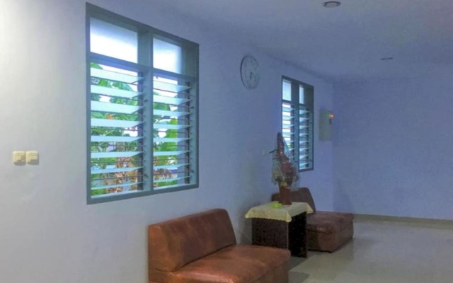 OYO 93169 Bnb Homestay