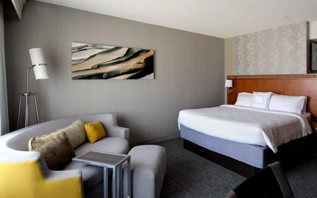 Courtyard by Marriott Salina