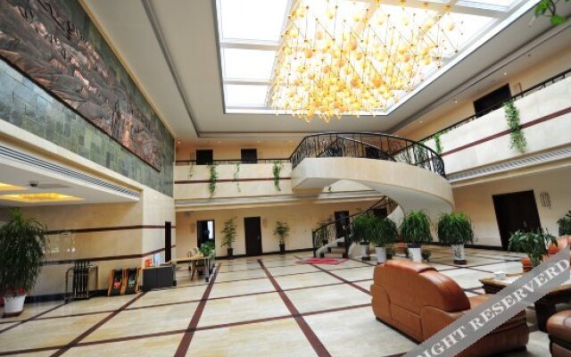 Petroleum Hotel