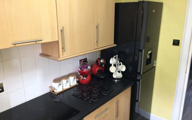 Lovely 2- Bed Apartment in Hawick