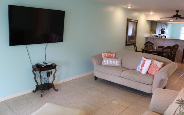 Deep Water Cove by Surfside VR