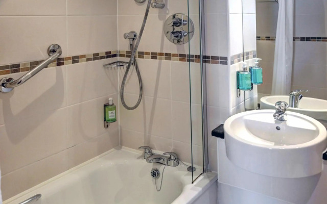 Best Western Kings Manor Hotel