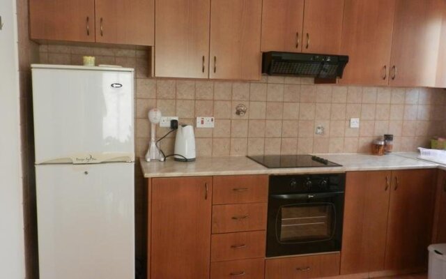 Dora Apartments