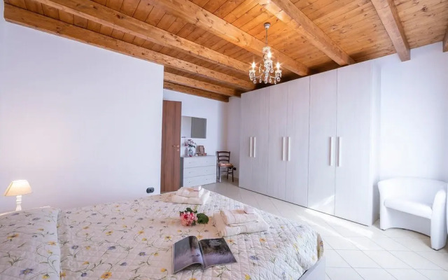 Casa Rondinelle in Castelveccana Old Town