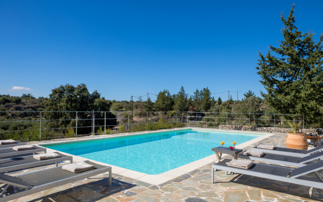 Luxury Villa with Private Pool - Totally Privacy