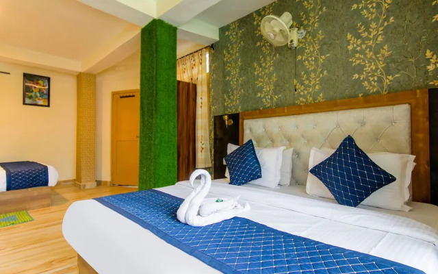 Fabhotel Negis Shivalaya