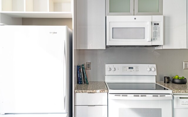 Park Avenue Condos by Barsala