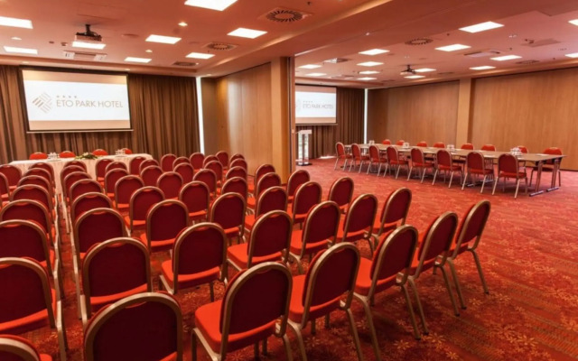 ETO Park Hotel Business & Stadium