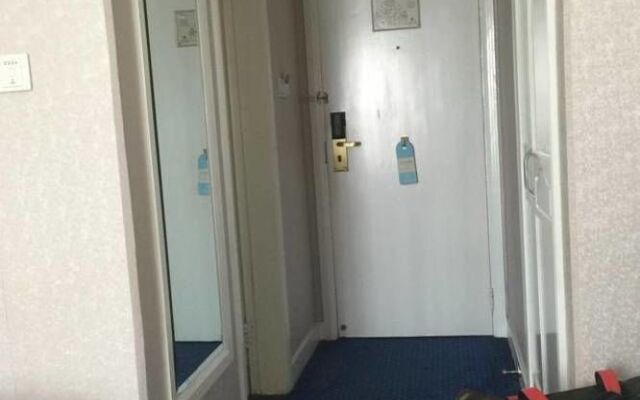 Shanghai Sunshine Hotel (Hongqiao Road Subway Station)