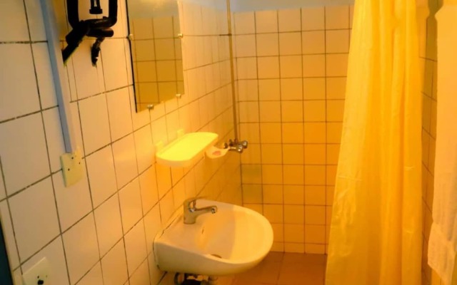 Complexe Hôtelier Food And Business