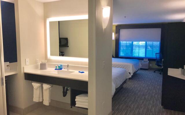 Holiday Inn Express Hotel & Suites Tracy by IHG