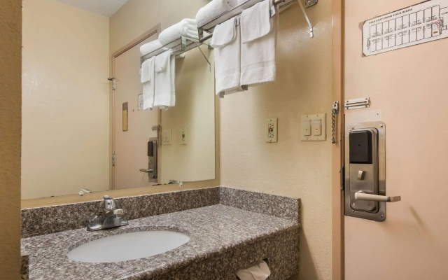 Rodeway Inn Wormleysburg - Harrisburg