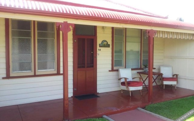 Broken Hill Short Stays Cottage at Willyama