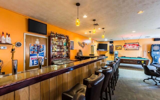 Quality Inn & Suites Omaha Chalco