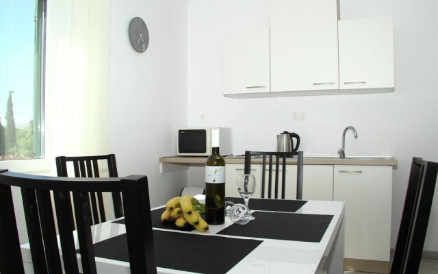 Modern Apartment in Mocici With Terrace