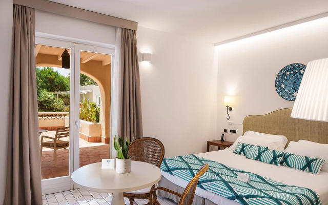 Therasia Resort Sea & Spa - The Leading Hotels of the World
