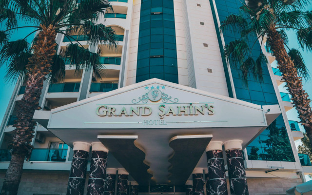 Grand Sahin's Hotel