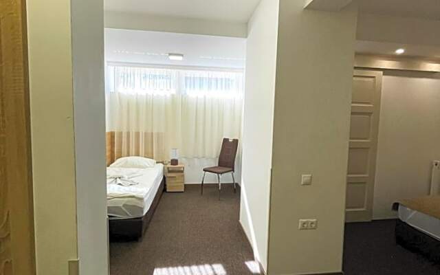 Öreg-tó Hotel és Rendezvénytér