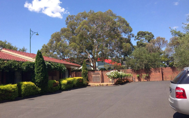 Nunawading Motor Inn