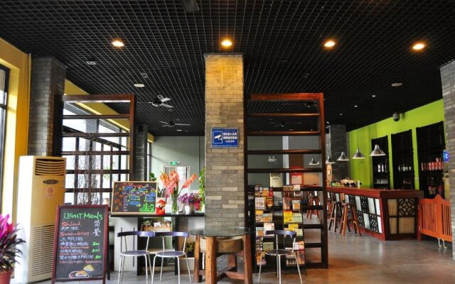 Guangzhou Riverside International Youth Hostel