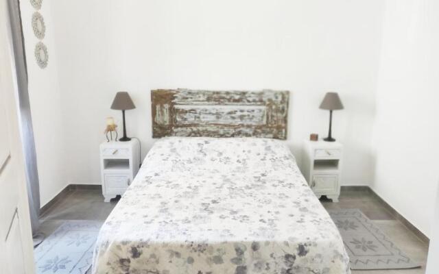 Pinheiro de Monsaraz-Casas da Colmeia T2